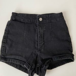 Wild Fable High Rise Black Short!